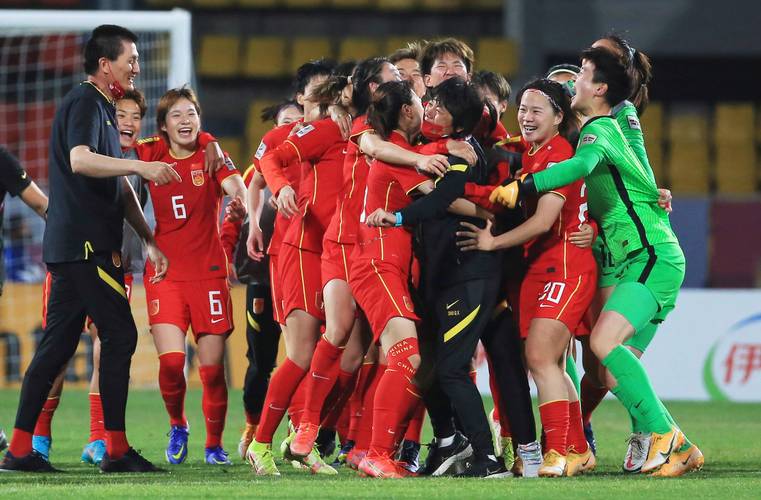 中国女足vs广州省队比赛