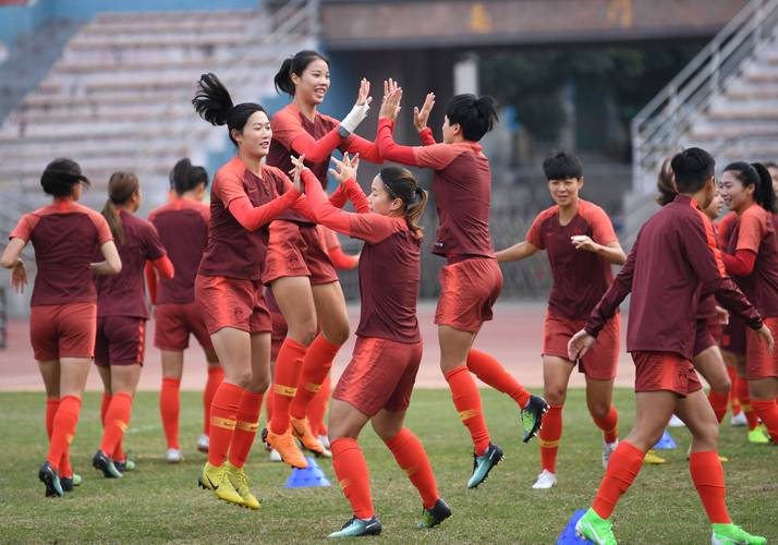 中国女足vs青训联赛直播