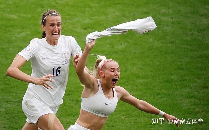 英格兰vs中国女足凯利庆祝动作