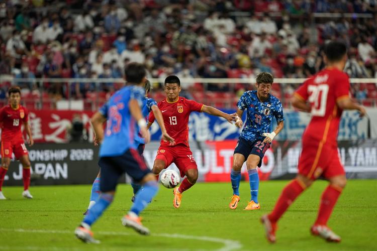 足球比赛直播中国VS日本