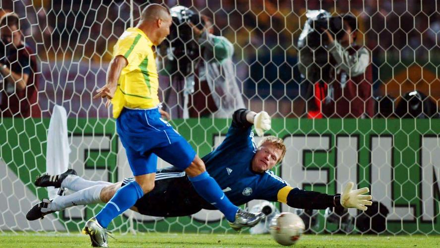 2002世界杯巴西队vs德国的相关图片