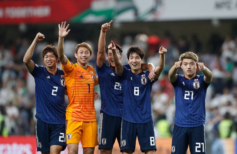 日本足球员vs小学生视频的相关图片