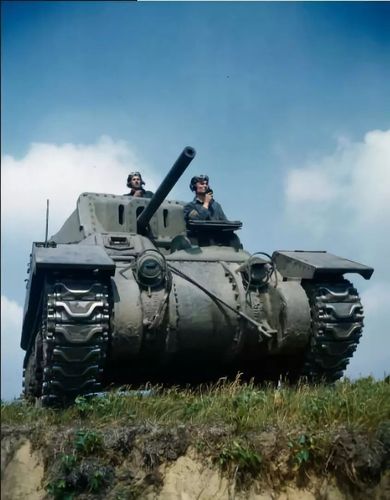 英国坦克vs中国坦克的相关图片
